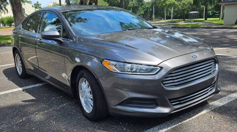 2013 Ford Fusion S