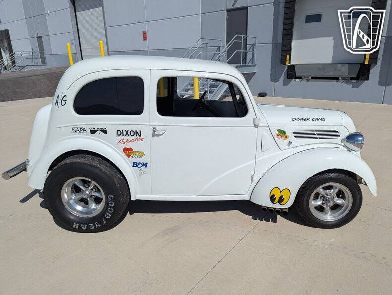 1948 Ford Anglia