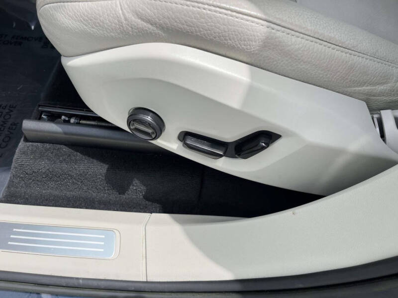 2023 Volvo XC90 B6 Core