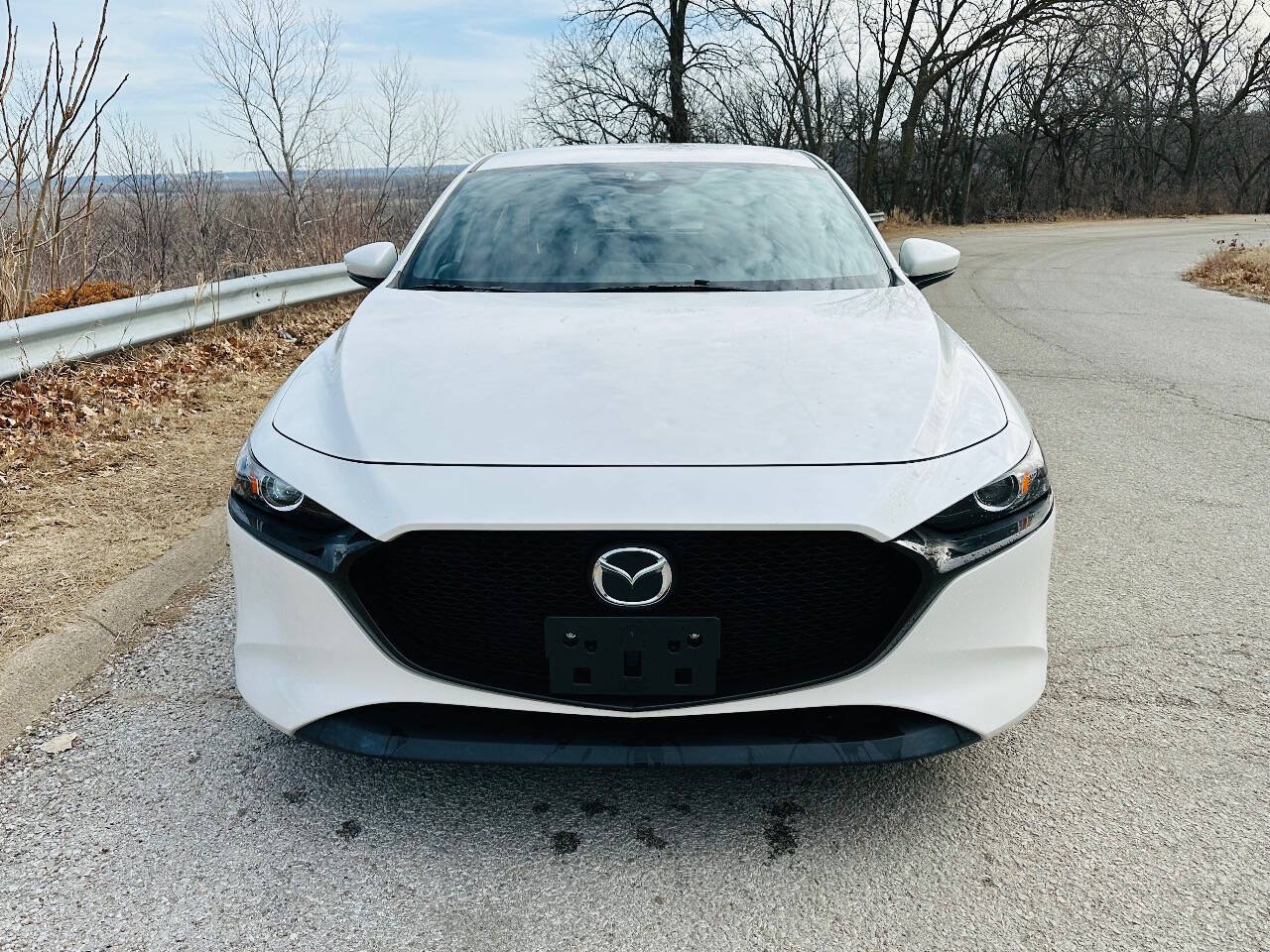 White 2019 Mazda Mazda3 Hatchback Preferred Preferred 4dr Hatchback 6A 2
