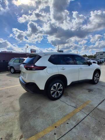 2021 Nissan Rogue SV