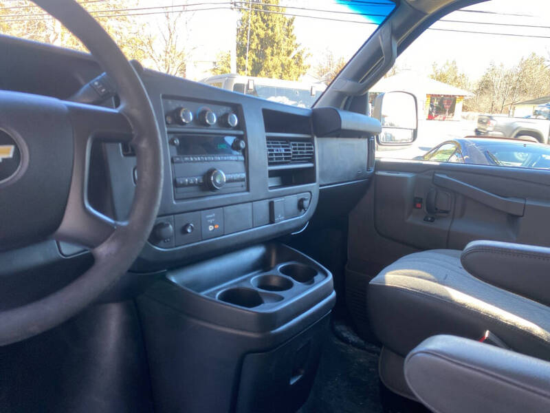 2016 Chevrolet Express LT 2500