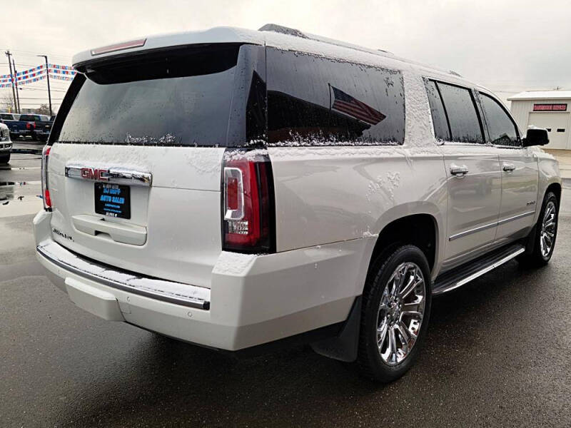 2017 GMC Yukon XL Denali