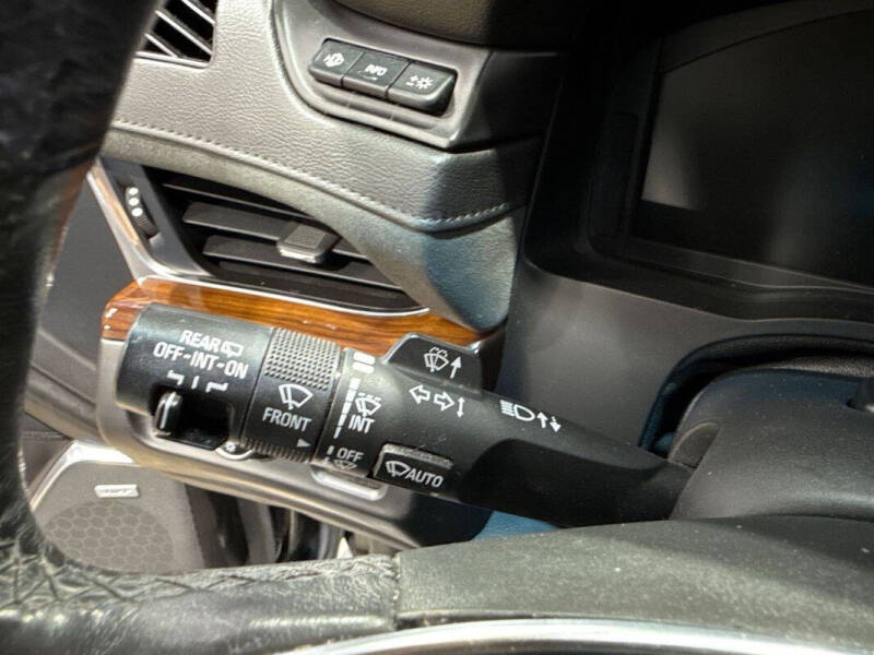 2015 Cadillac Escalade Premium