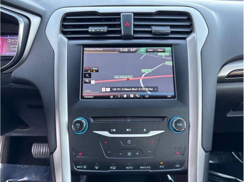 2013 Ford Fusion Hybrid SE