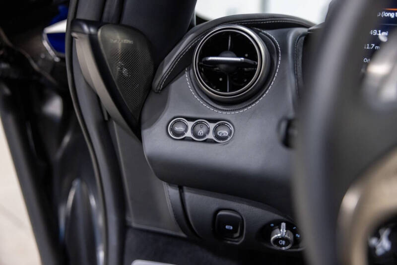 2022 McLaren 720S Spider