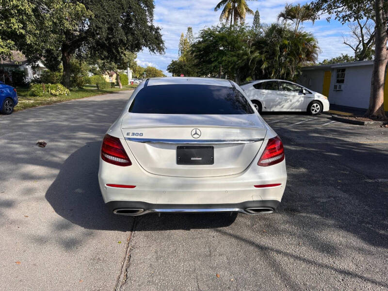 2017 Mercedes-Benz E-Class E 300