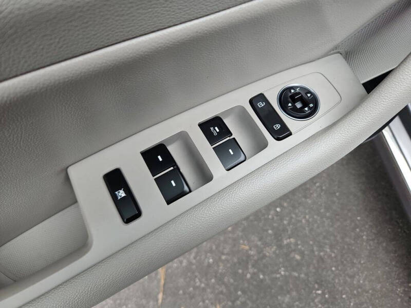 2017 Hyundai Sonata Hybrid SE