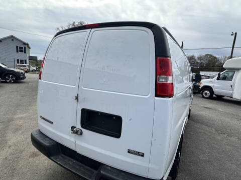 2017 Chevrolet Express 2500