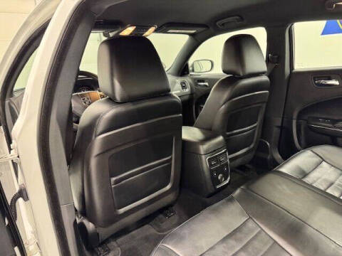 2014 Dodge Charger SXT Plus