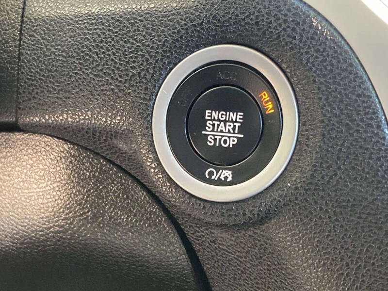 2023 Chrysler 300 Touring L