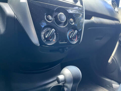 2015 Nissan Versa Note SL