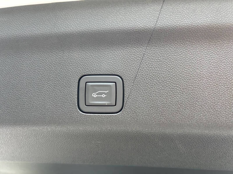 2025 GMC Yukon AT4 Ultimate