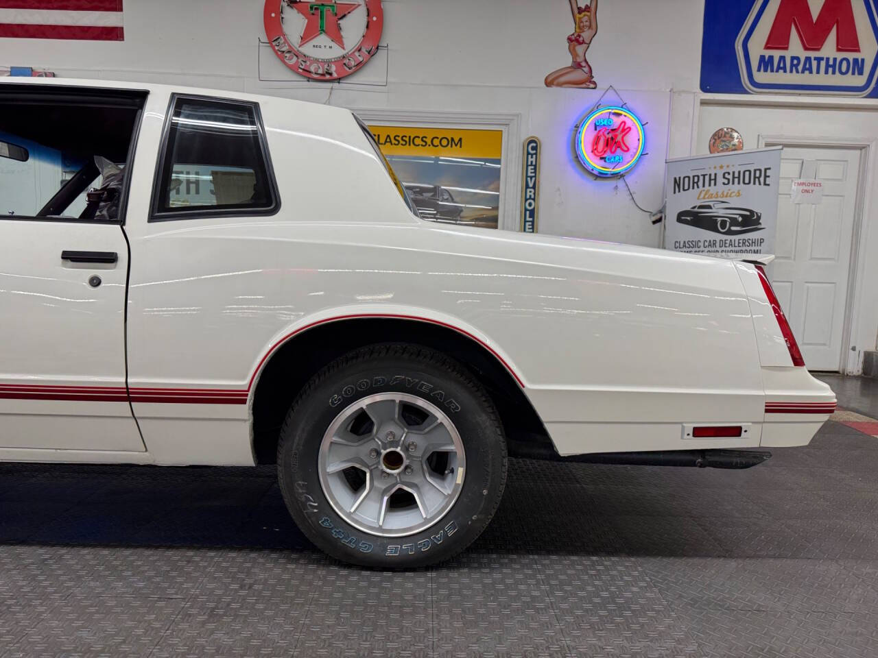 1988 Chevrolet Monte Carlo 19