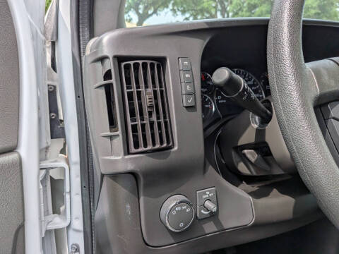 2024 GMC Savana 2500