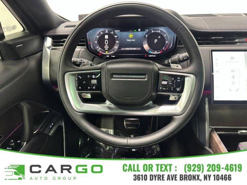 2025 Land Rover Range Rover P400 SE LWB