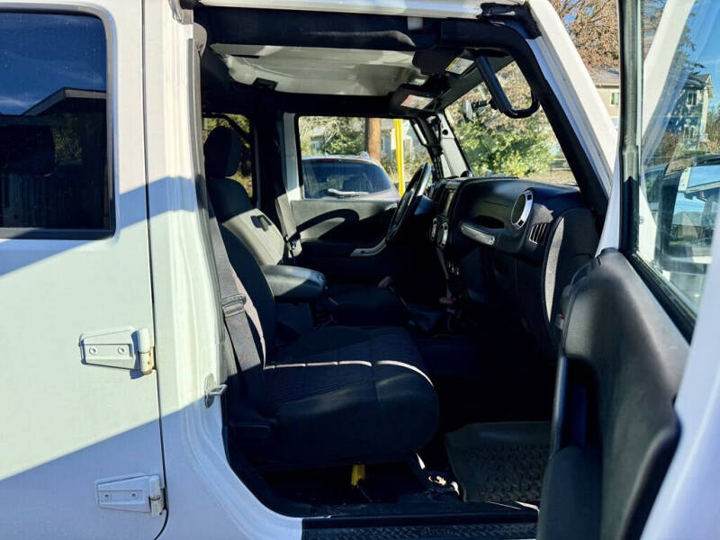 2012 Jeep Wrangler Unlimited Sahara