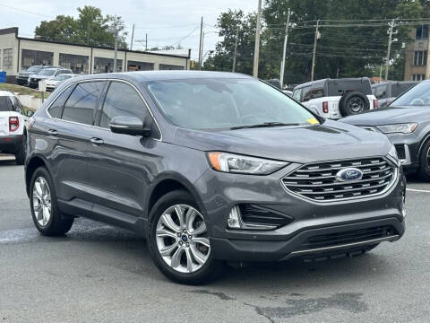 2022 Ford Edge Titanium