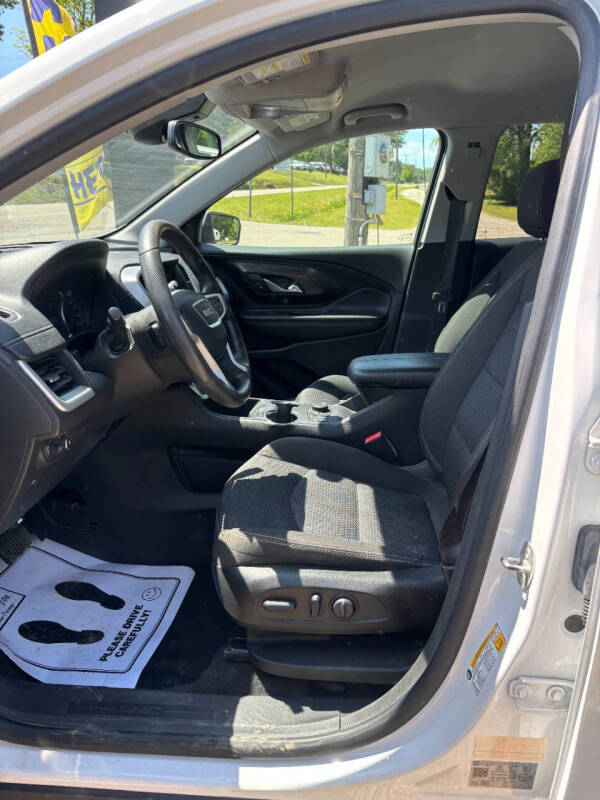 2022 GMC Terrain SLE