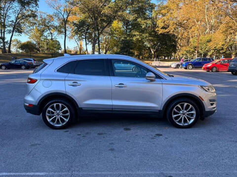 2016 Lincoln MKC Select