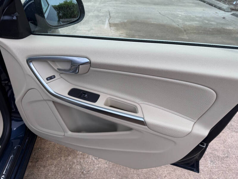 2012 Volvo S60 T5