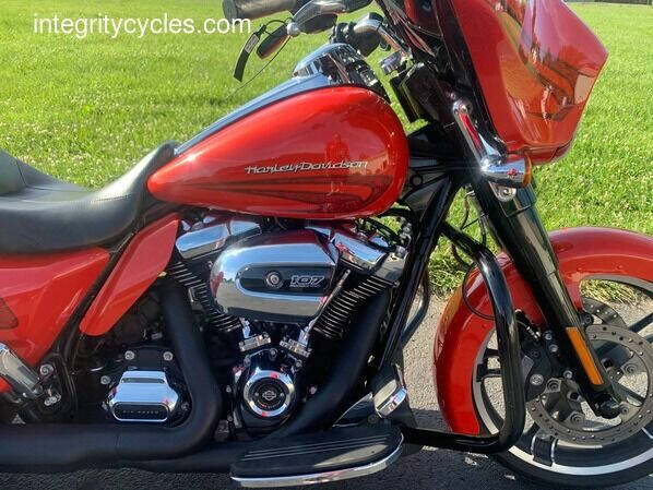 2017 Harley-Davidson Street Glide Special
