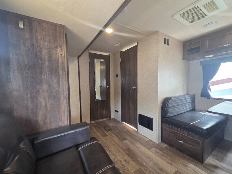 2019 Forest River Vibe Extreme Lite