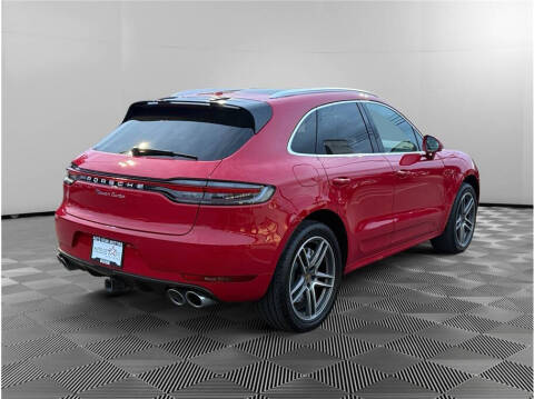 2020 Porsche Macan Turbo