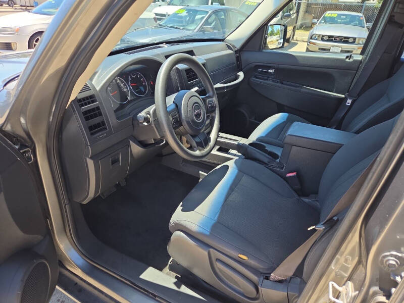 2012 Jeep Liberty Sport