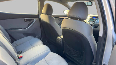 2012 Hyundai Elantra GLS