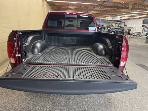 2017 RAM 1500 SLT