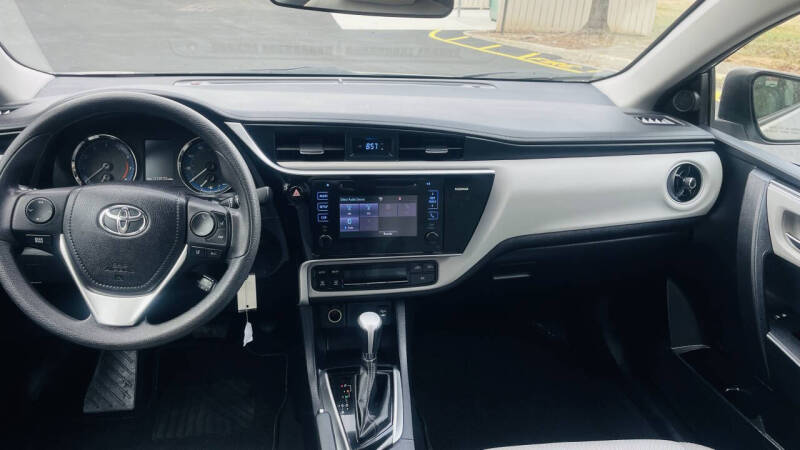 2017 Toyota Corolla LE