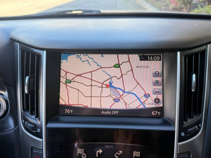 2015 Infiniti Q50 Premium