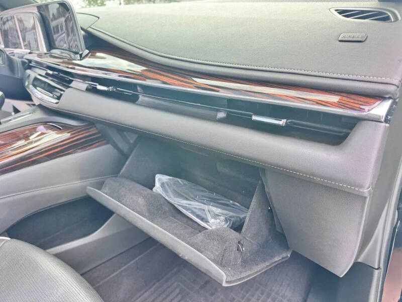 2023 Cadillac Escalade ESV Premium Luxury