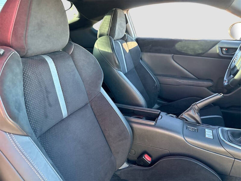 2024 Toyota GR86 Premium