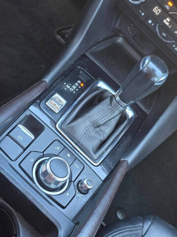 2017 Mazda MAZDA3 Touring