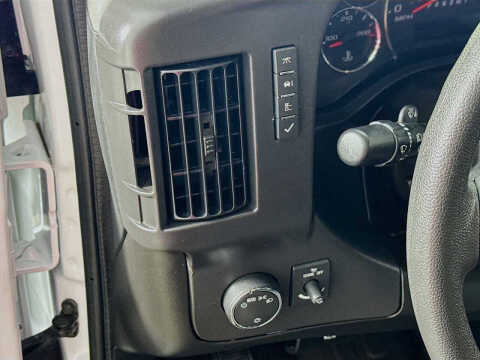 2025 GMC Savana 2500