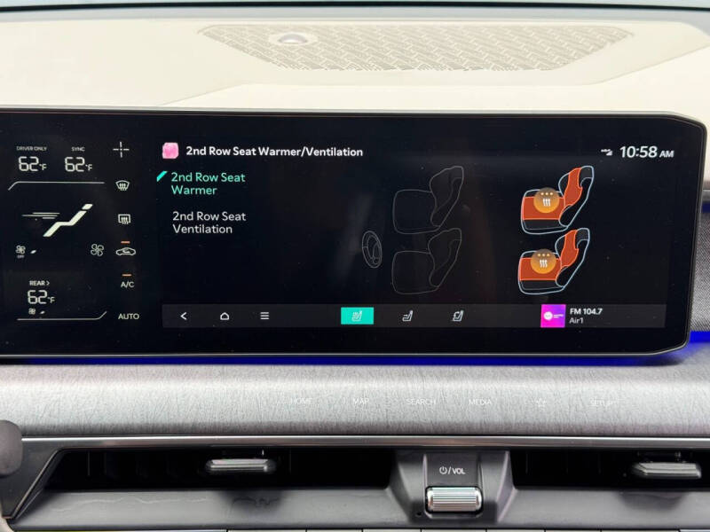 2024 Kia EV9 Land