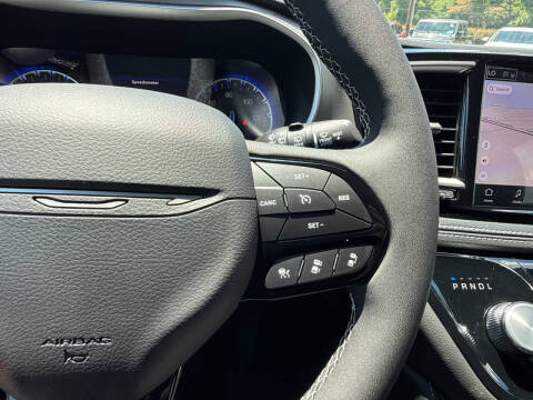 2027 Chrysler Pacifica Limited