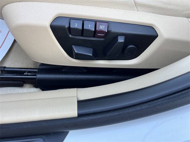 2015 BMW 3 Series 328i xDrive