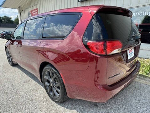 2020 Chrysler Pacifica Touring