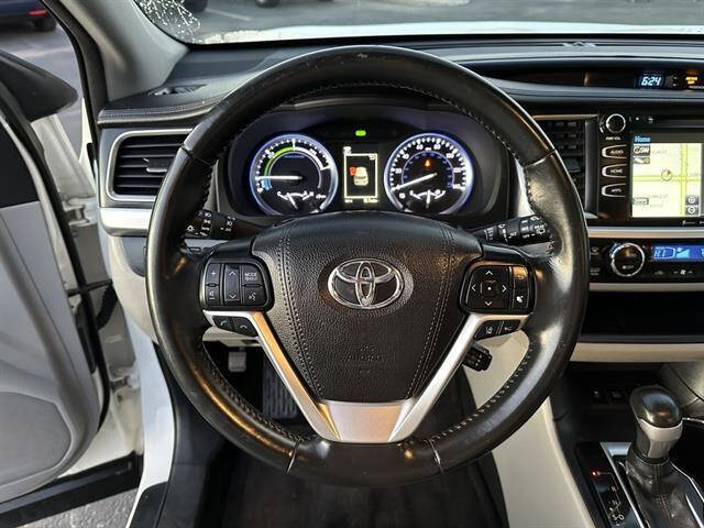 2017 Toyota Highlander Hybrid XLE