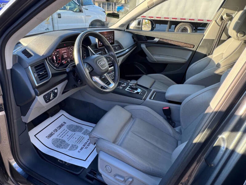 2019 Audi Q5 quattro Prestige 45 TFSI