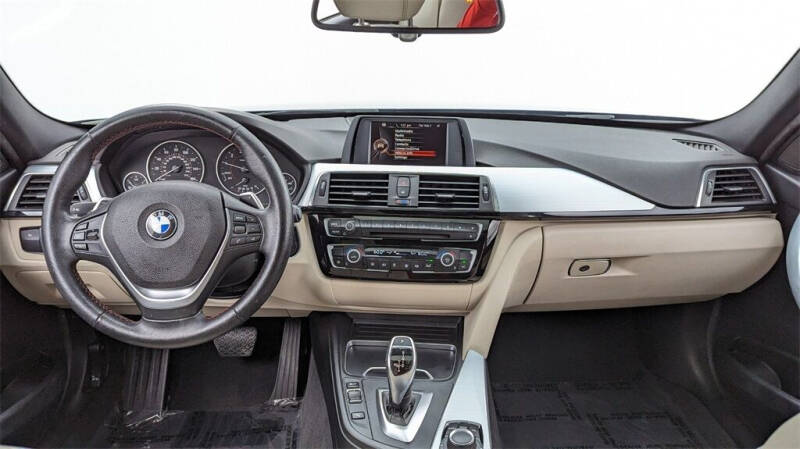 2016 BMW 3 Series 328i