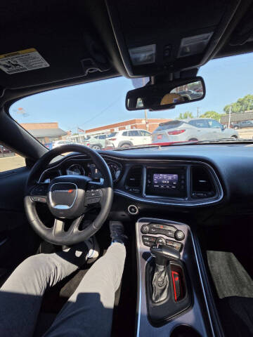 2015 Dodge Challenger SXT