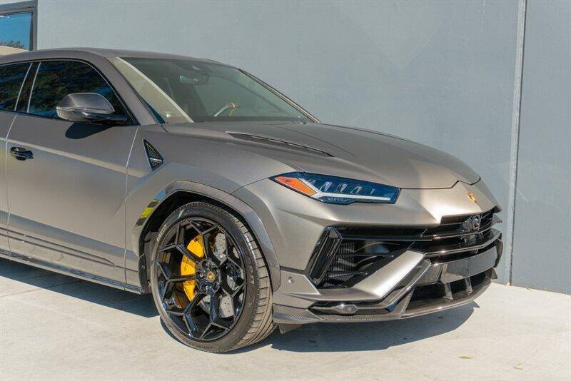 2024 Lamborghini Urus Performante