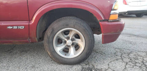 2000 Chevrolet S-10 LS