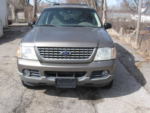 2002 Ford Explorer for sale at C&C AUTO SALES INC in Charles City IA