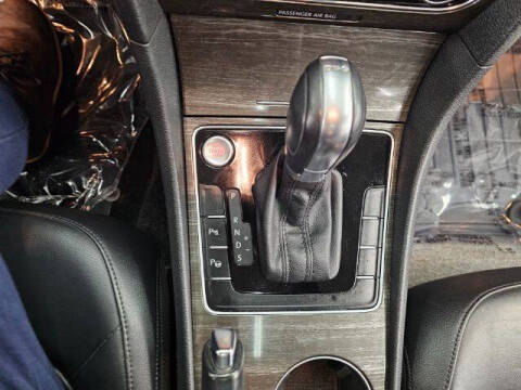 2016 Volkswagen Passat V6 SEL Premium