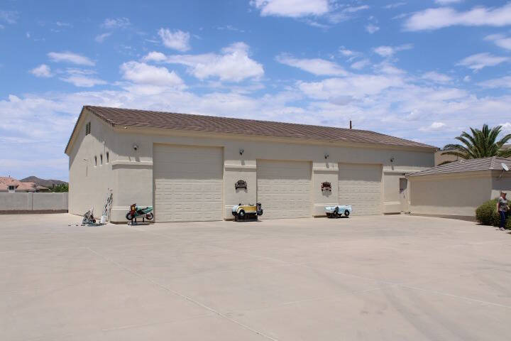 1985 custom home 3600 ft